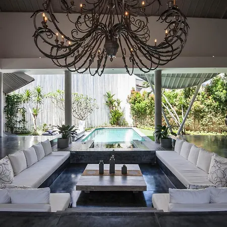 Villa Xaloc By House Of Winds - Stunning Balinese Retreat Next To Canggu