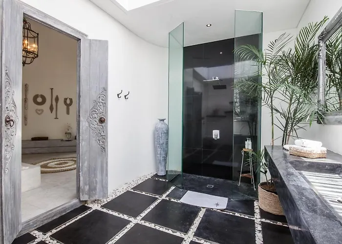 ヴィラ Xaloc By House Of Winds - Stunning Balinese Retreat Next To Canggu *